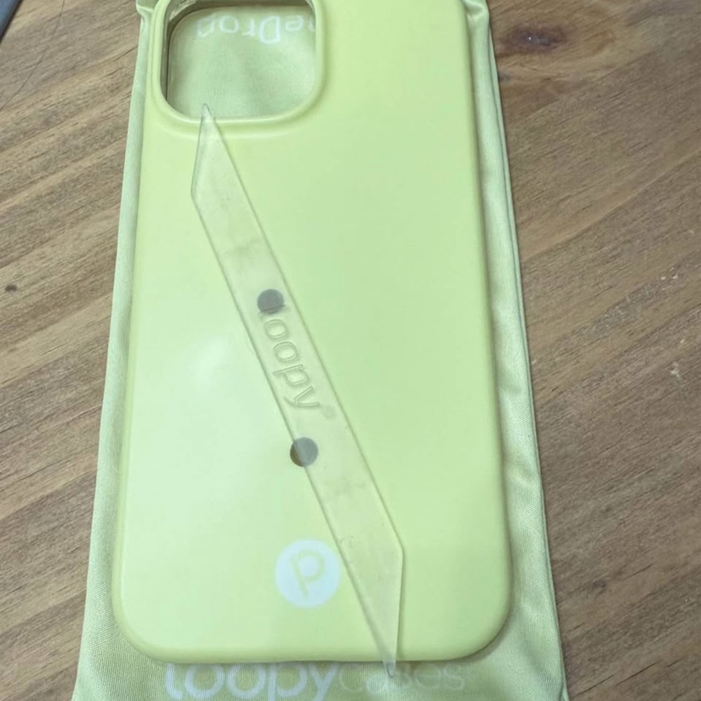Loopy Case Honeybee  iPhone 13 Pro Max  Cover
